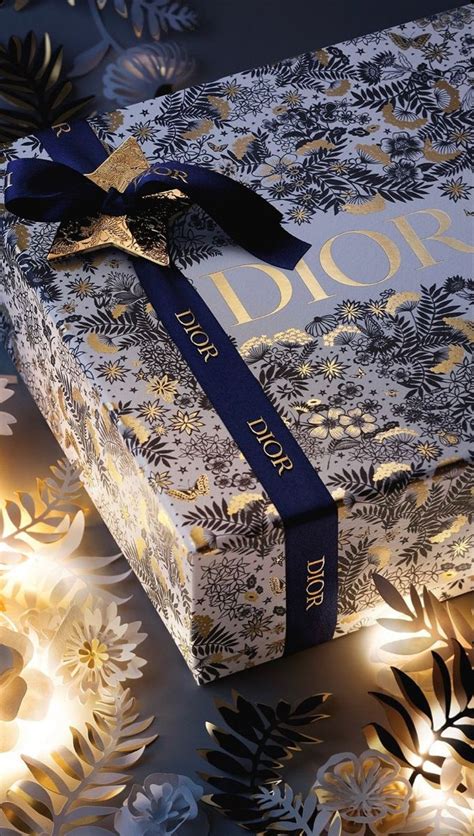 dior christmas packaging|dior wrapping paper.